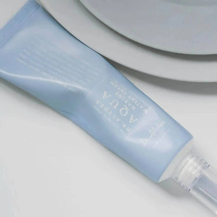 کرم آبرسان دریایی صورت دکتر آلتیا اصل Dr.Althea مدل آکوا مارین Aqua Marine Watery Cream مناسب انواع پوست حجم 50 میل
