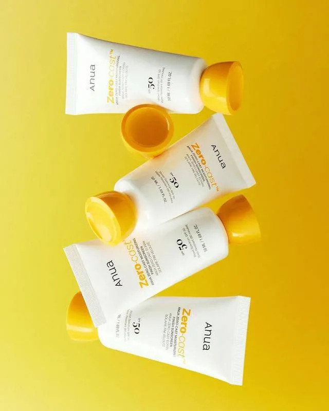 ضد آفتاب آبرسان زیرو کست آنوا اصل Anua Zero-Cast SPF50 سبک و بدون رد سفیدی حجم 50 میل