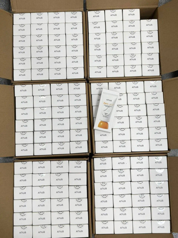 ضد آفتاب آبرسان زیرو کست آنوا اصل Anua Zero-Cast SPF50 سبک و بدون رد سفیدی حجم 50 میل